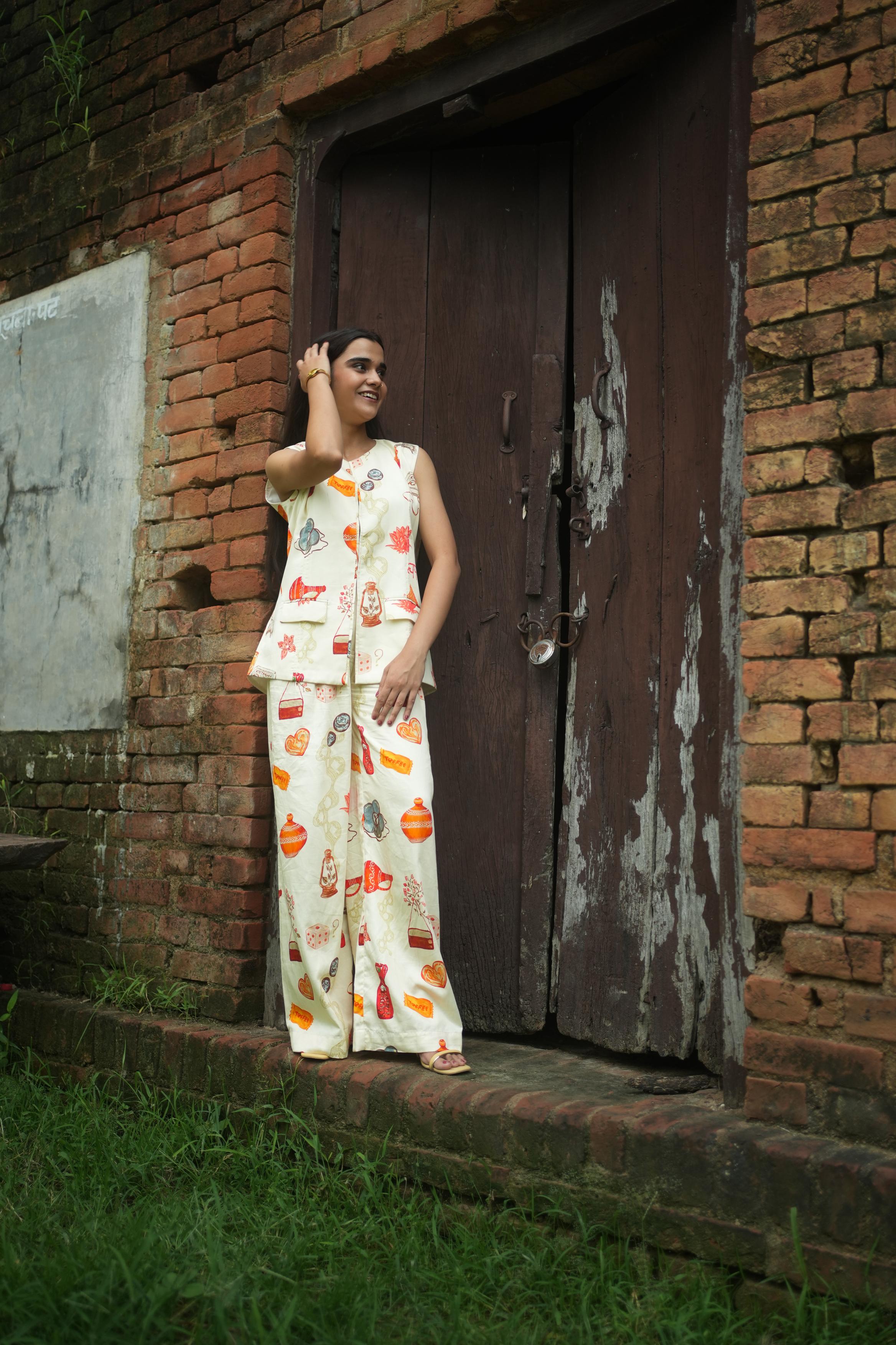 NOOR CO-ORD SET IN GULLAK PRINT