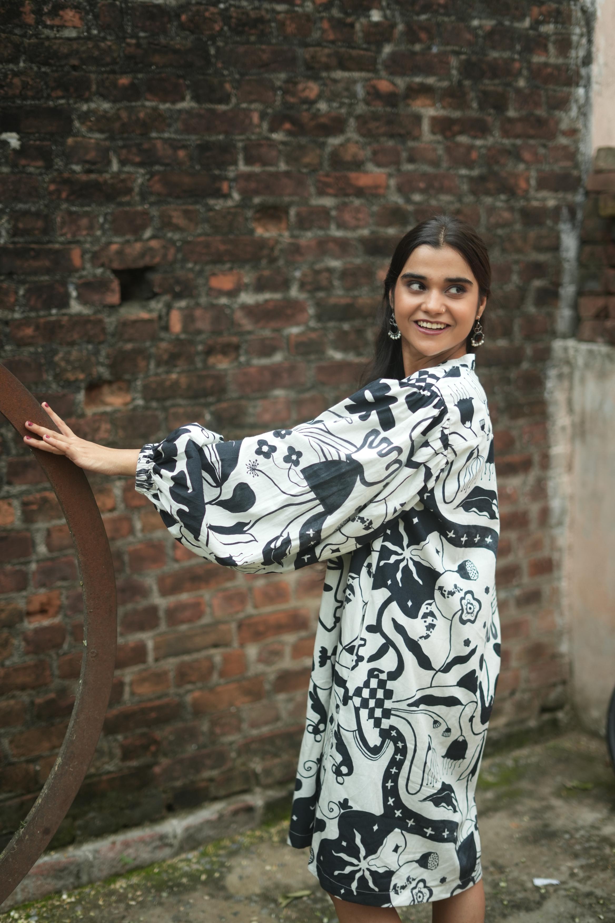 BEL SHORT DRESS IN SIYAHI PRINT